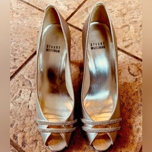 Stuart Weitzman Metallic Gold Peep-Toe Heels